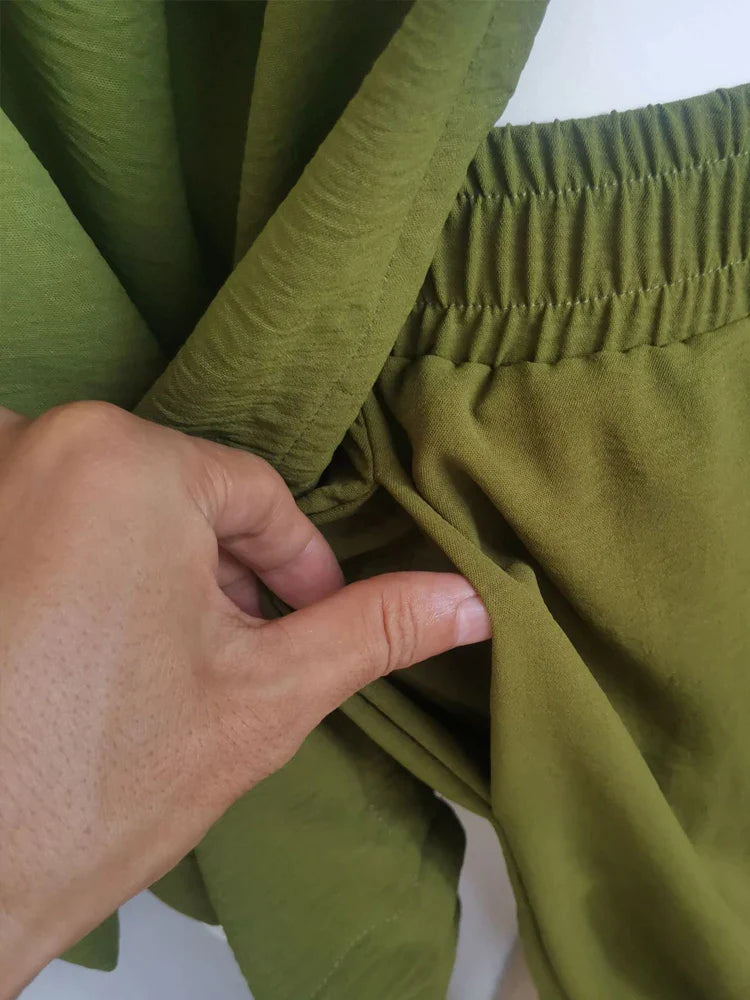 Detalle del Conjunto Femenino Kimono y Pantalón Comfy